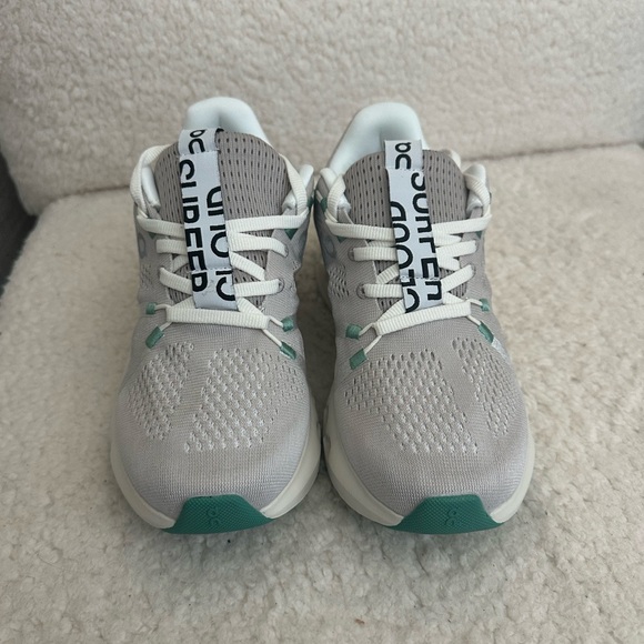 On Running Sneakers in Gray and Green - Picture 2 of 4